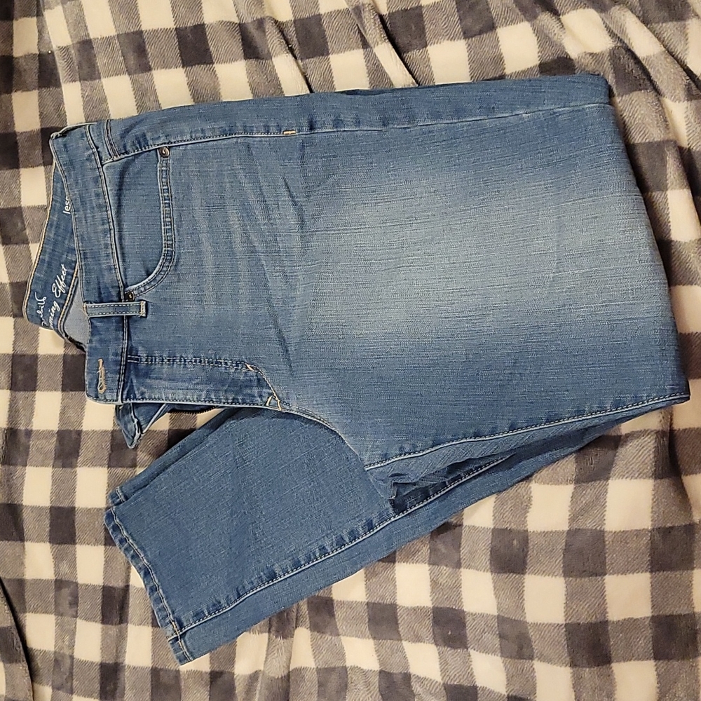 GLORIA VANDERBILT size 12